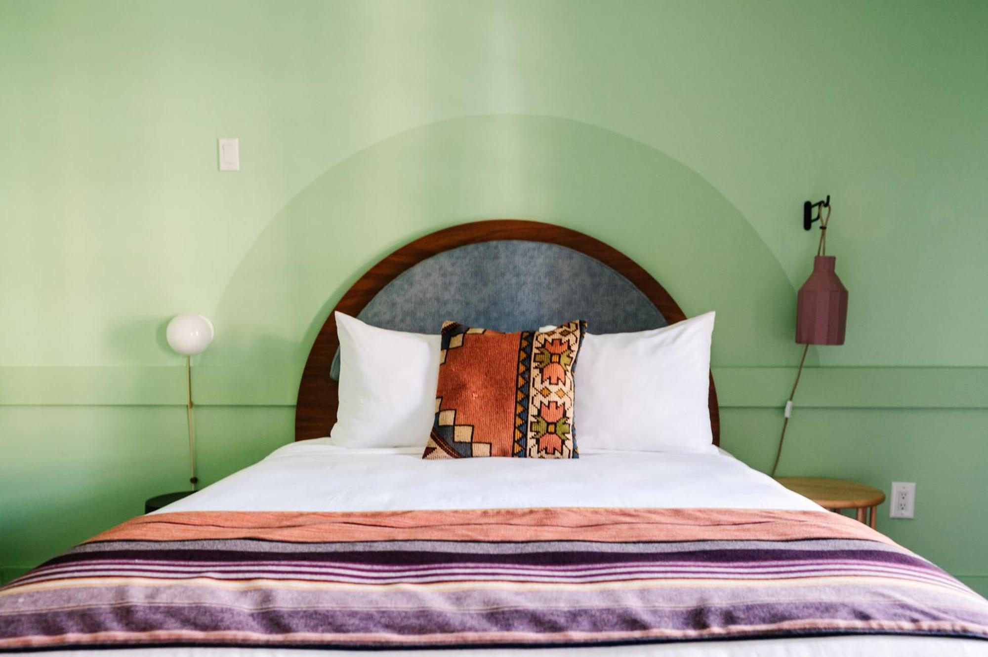 The Frenchmen New Orleans By Kasa Hotel Room photo