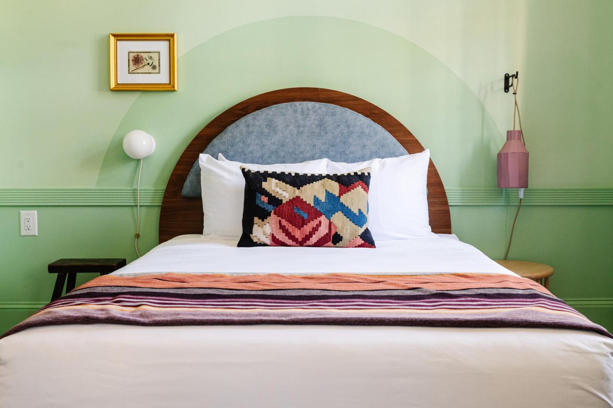 The Frenchmen New Orleans By Kasa Hotel Room photo
